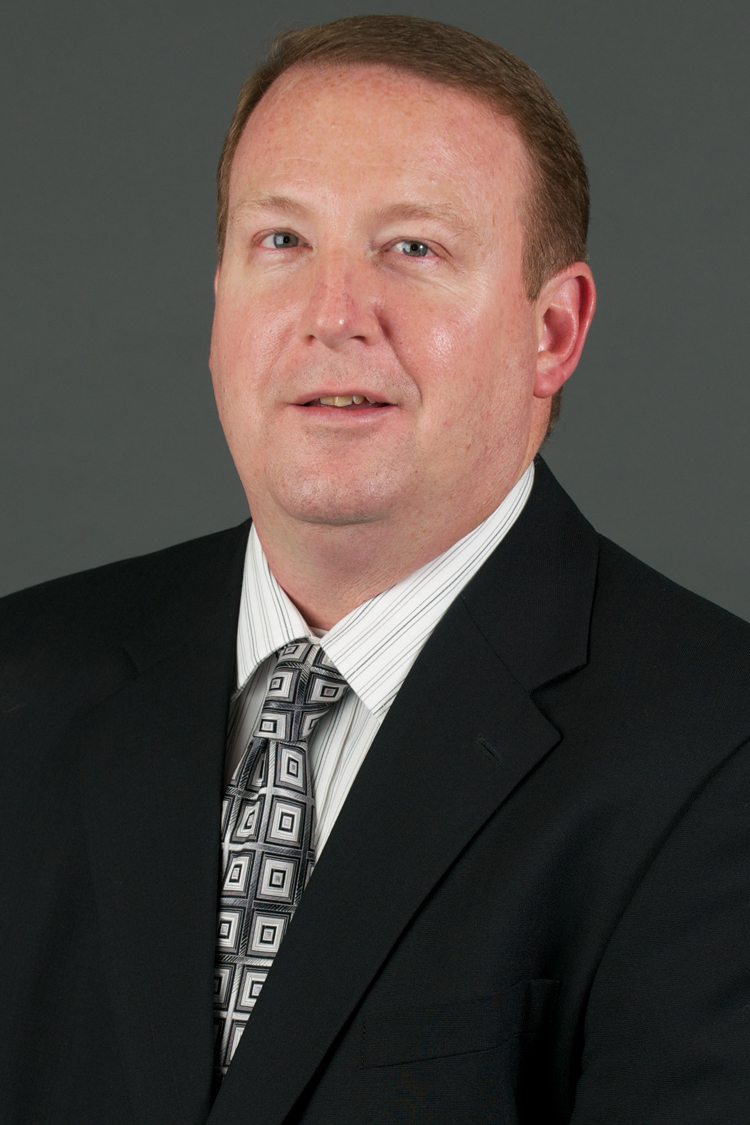 Assistant Coach Kenny Edwards